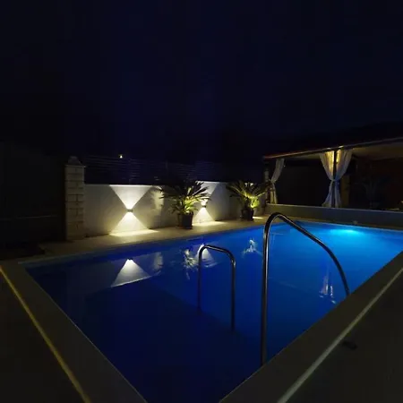Apartment Nana * Kaštela